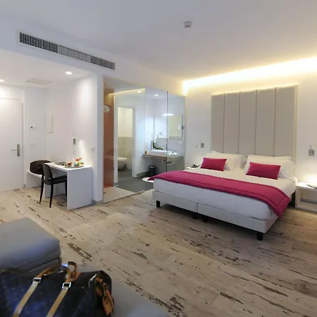 Lampara Hotell 4*
