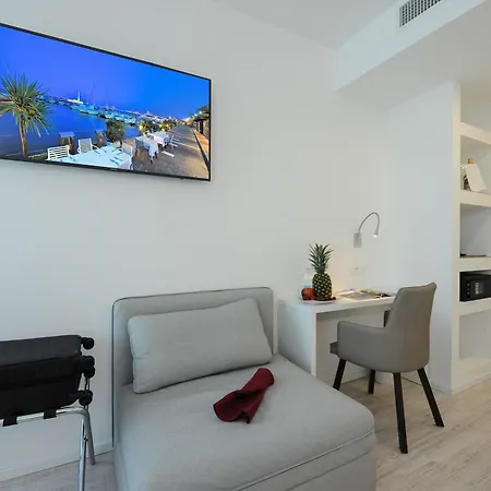 Lampara Hotell 4*