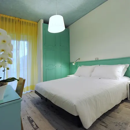 Lampara Hotell
